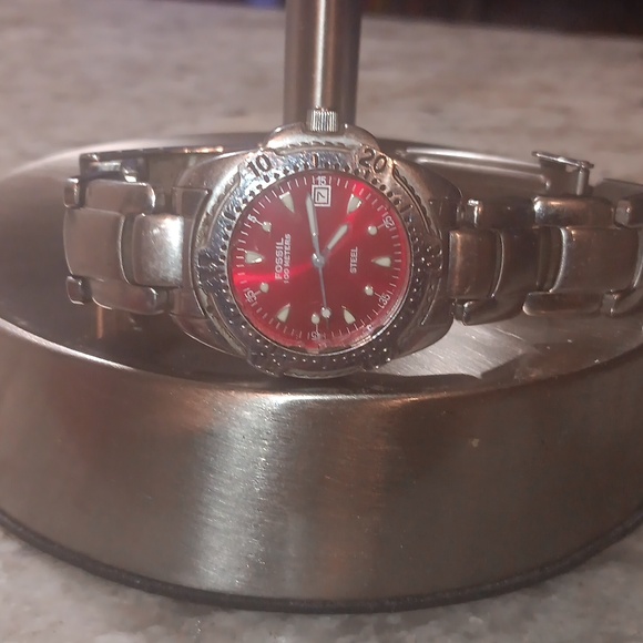 Fossil Watch - Picture 5 of 5